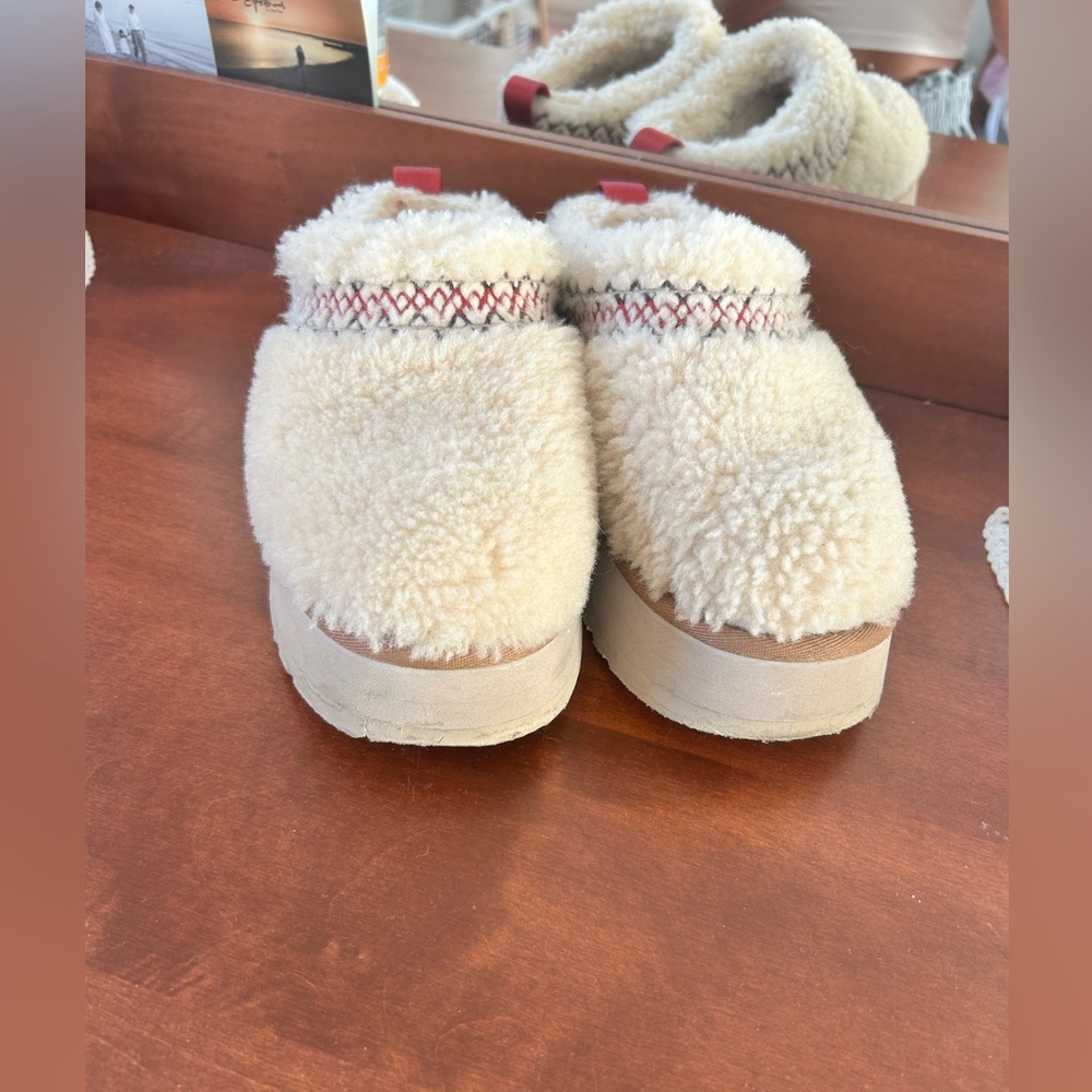UGG Tazz braid slippers
